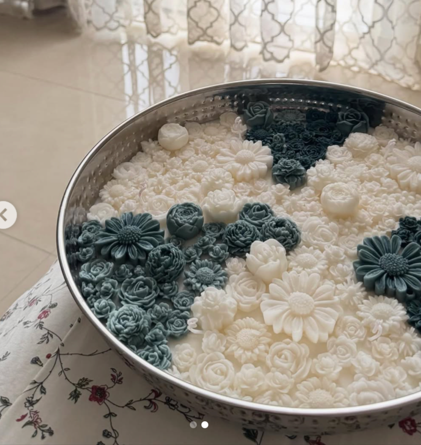 XXL Candle with flower