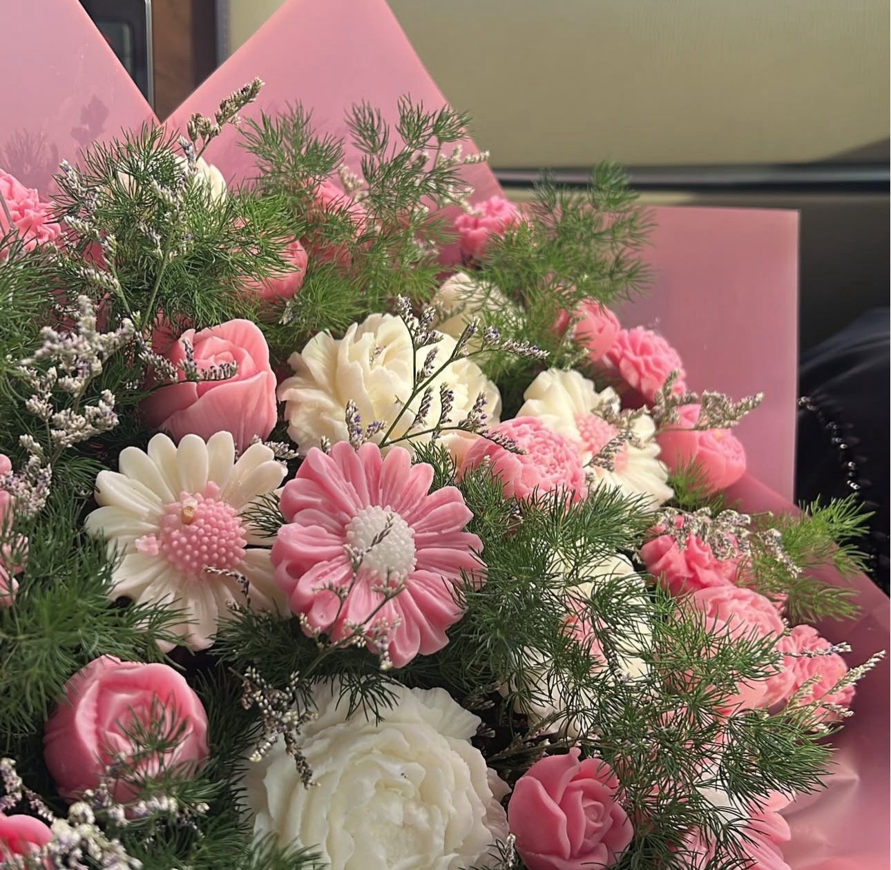 Mixed Light pink and white bouquet