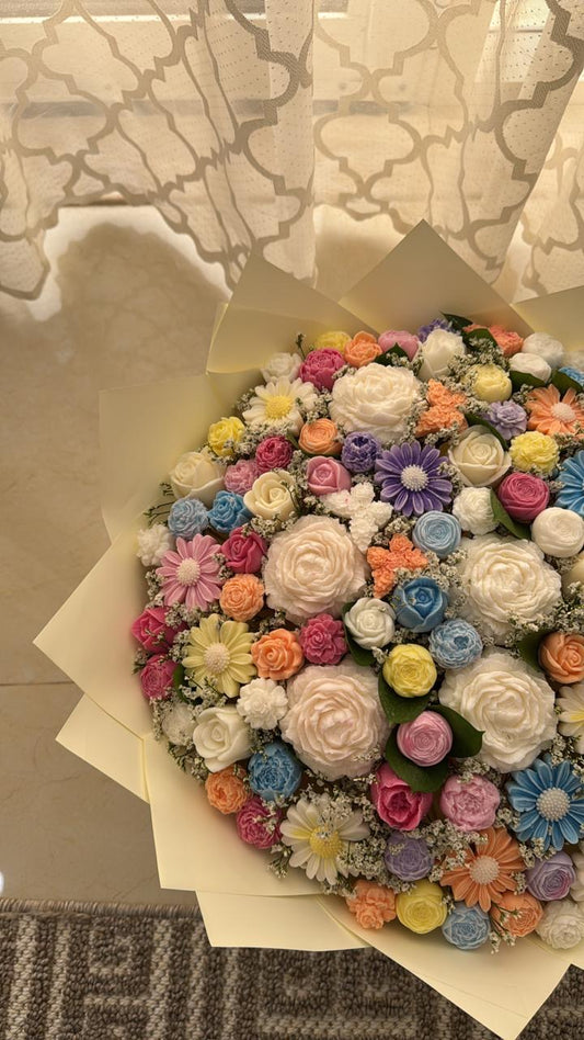 Mixed of colorful and white bouquet