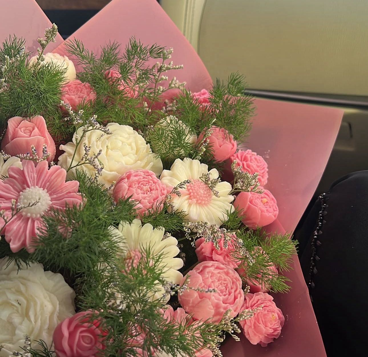 Mixed Light pink and white bouquet