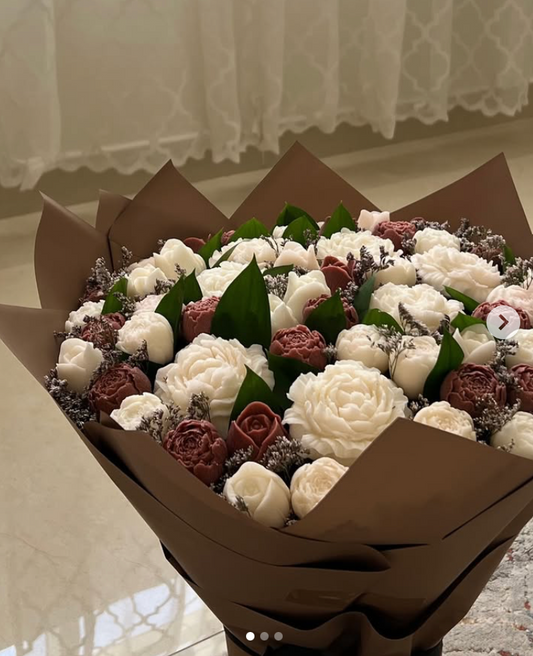 Mixed Brown and white bouquet (without sun flower)