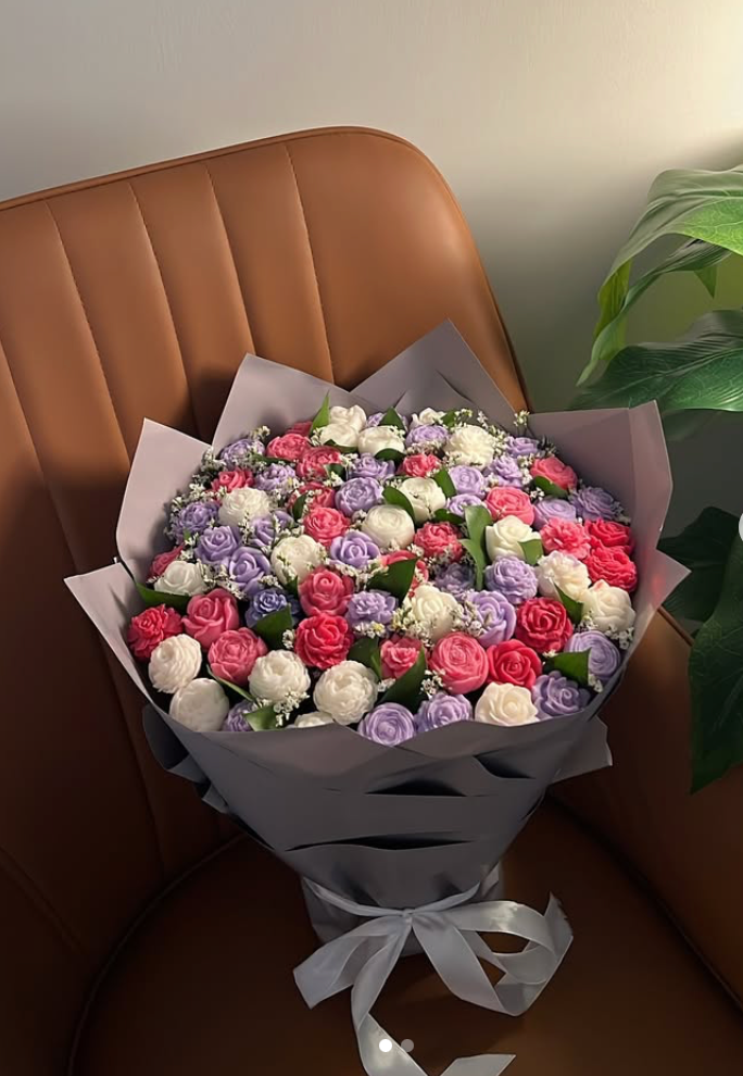 Mini purple & pink & white bouquet